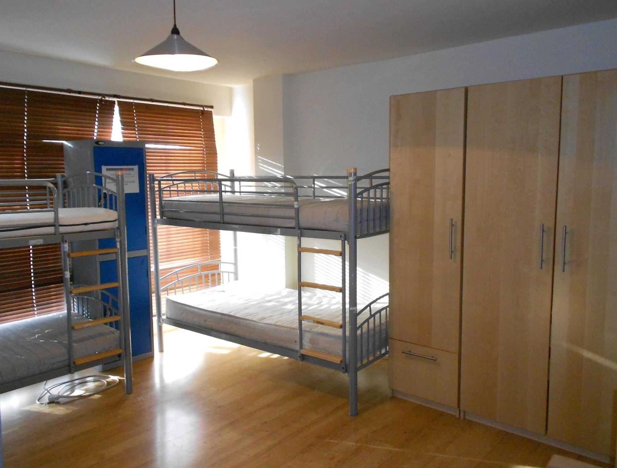 24/7 London Hostel Екстериор снимка