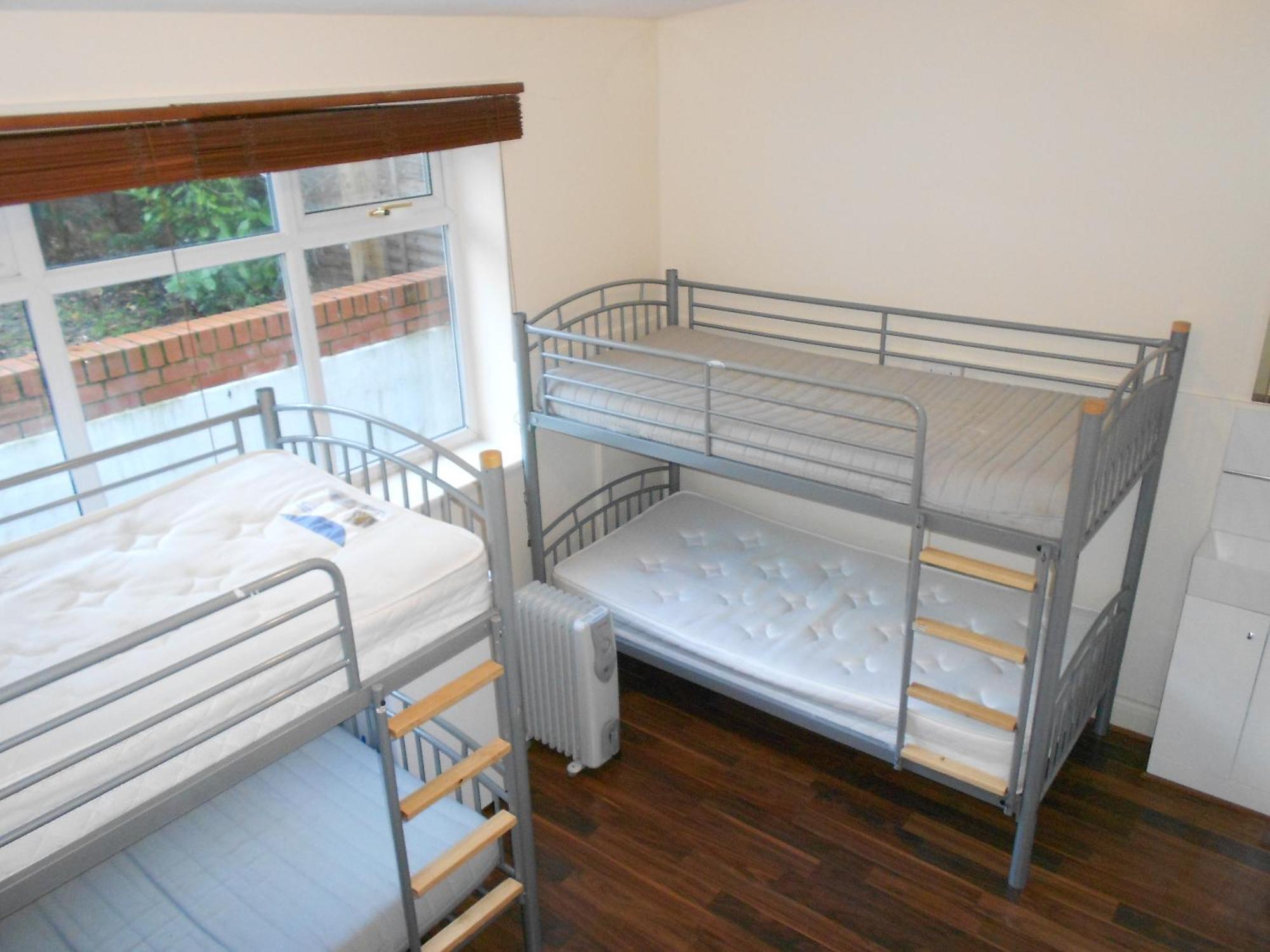 24/7 London Hostel Екстериор снимка