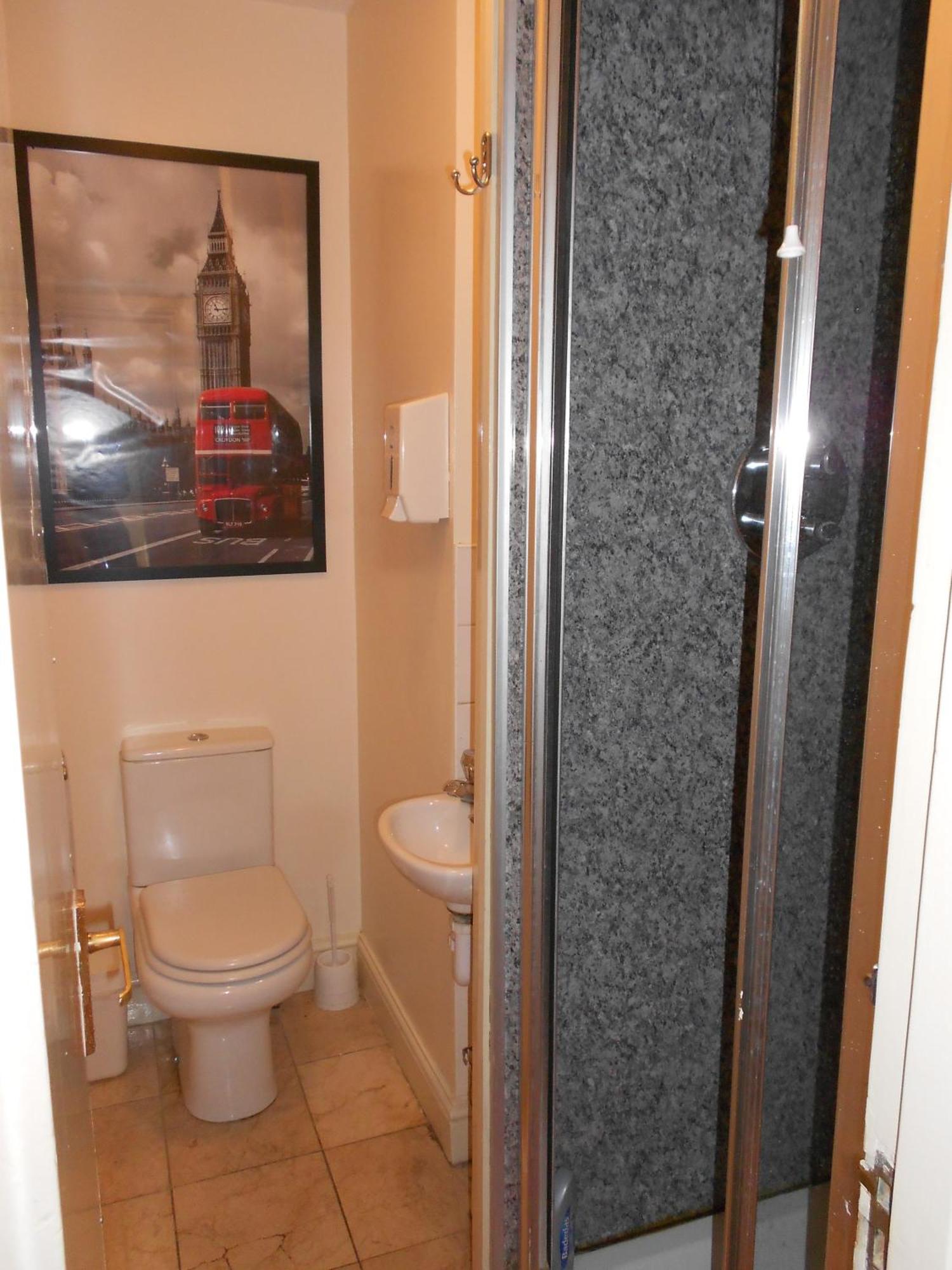 24/7 London Hostel Екстериор снимка